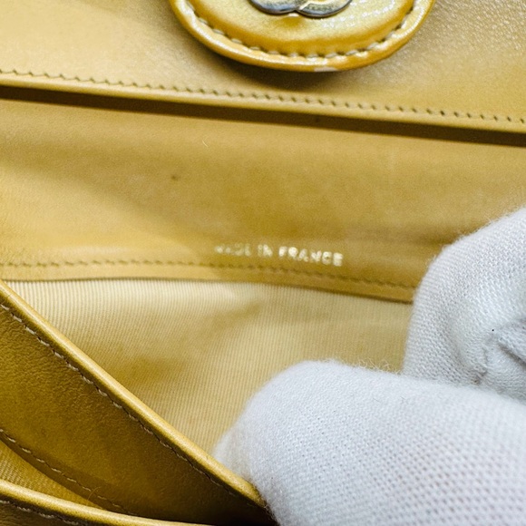 Chanel quilted Classic Flap Wallet - Picture 8 of 13